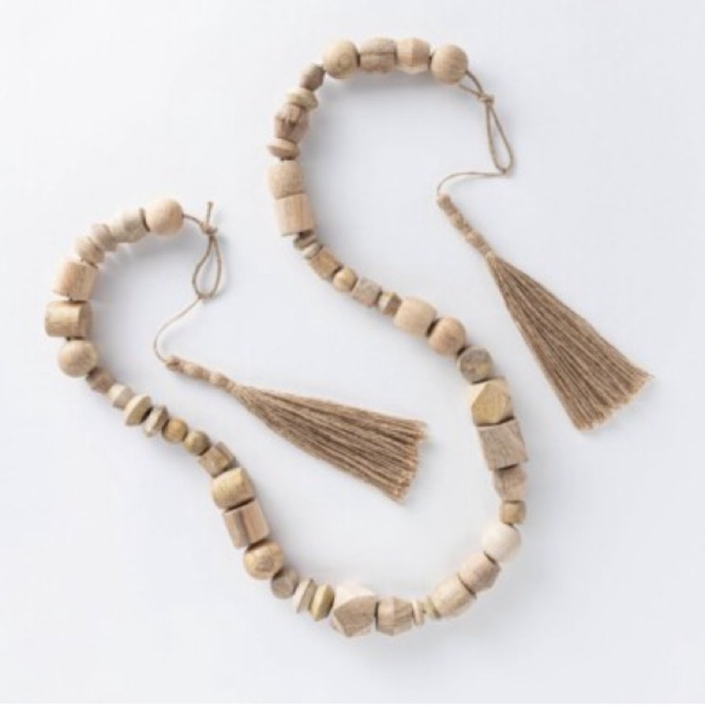Large Wooden Bead Garland with Tassels - Picture 3 of 4